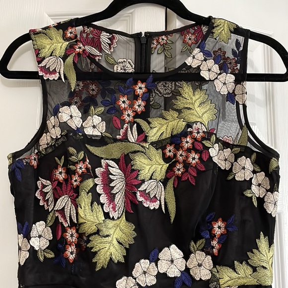 Tahari Petites Dress - Picture 2 of 8